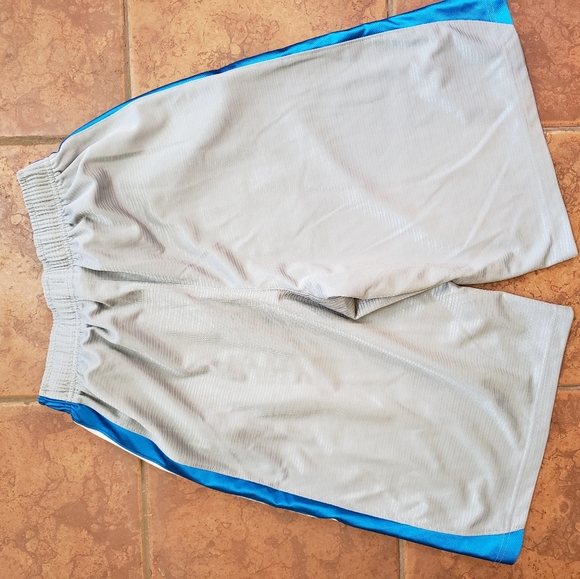 Nike Shorts - Picture 2 of 3